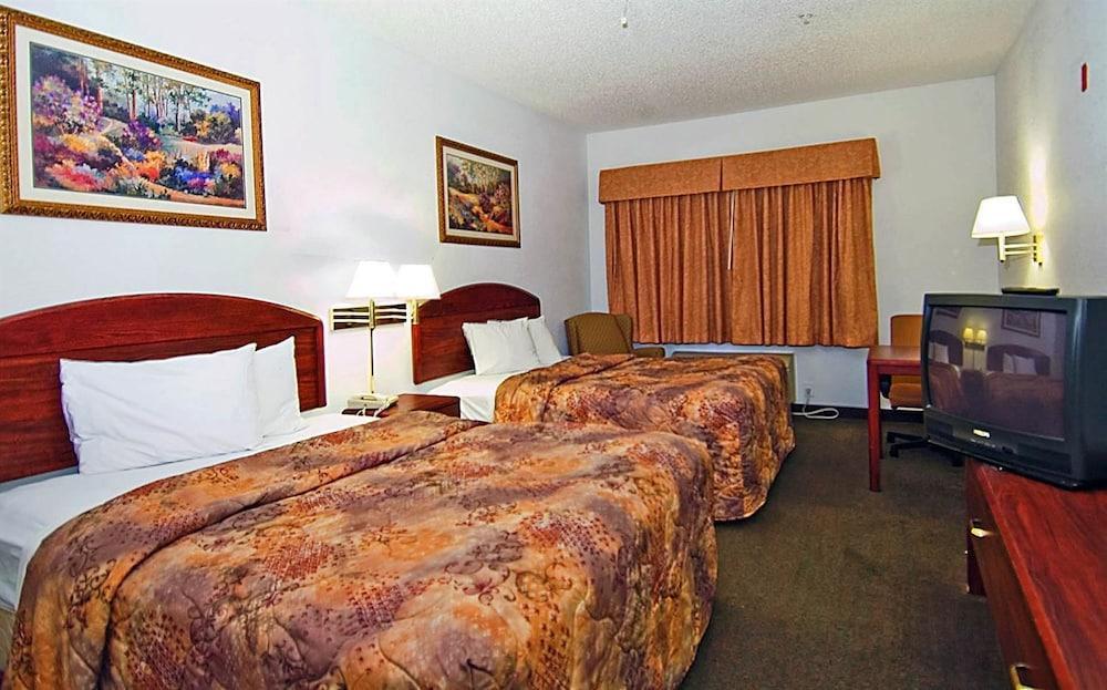 Hotel 6-dallas, Tx - North - Richardson